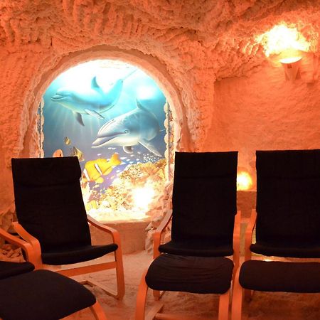 Lileya Hotel Polyana  Luaran gambar