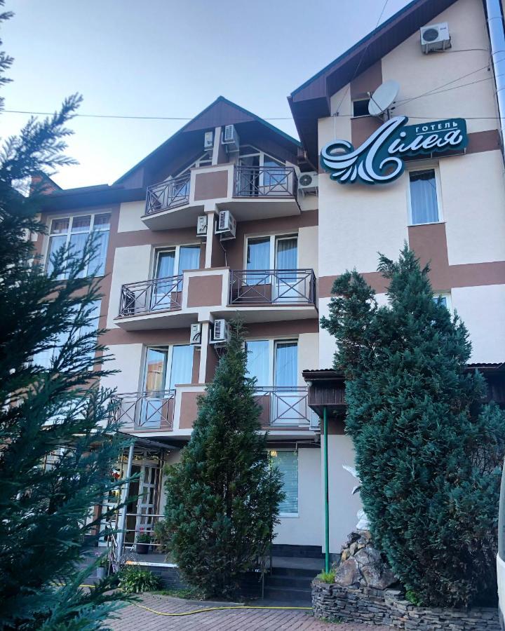 Lileya Hotel Polyana  Luaran gambar