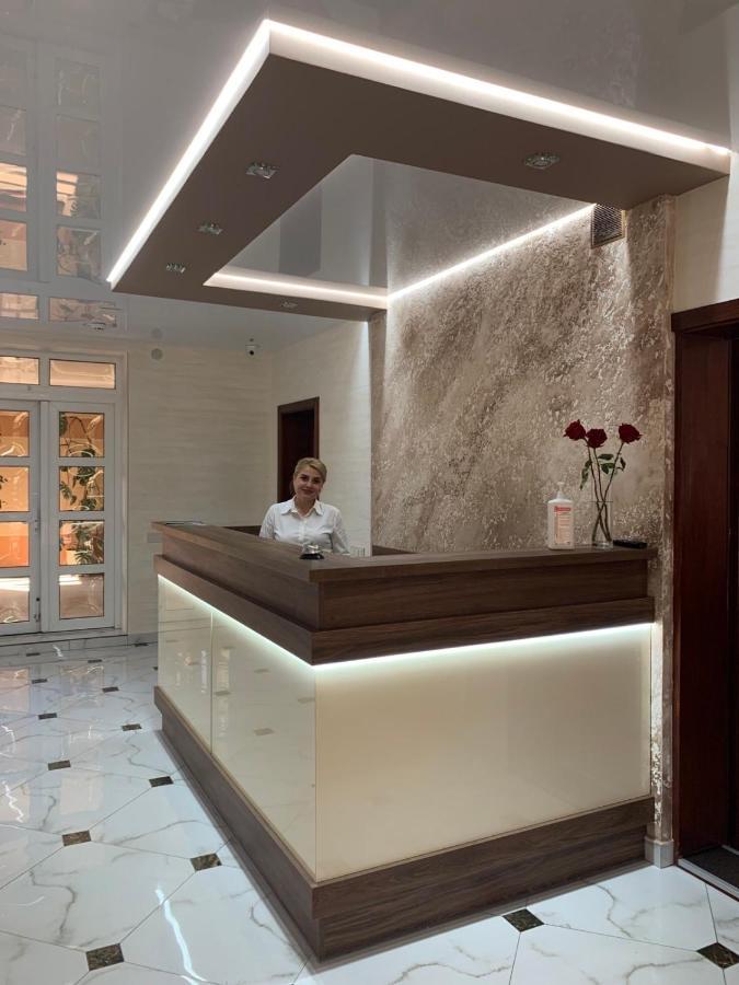Lileya Hotel Polyana  Luaran gambar