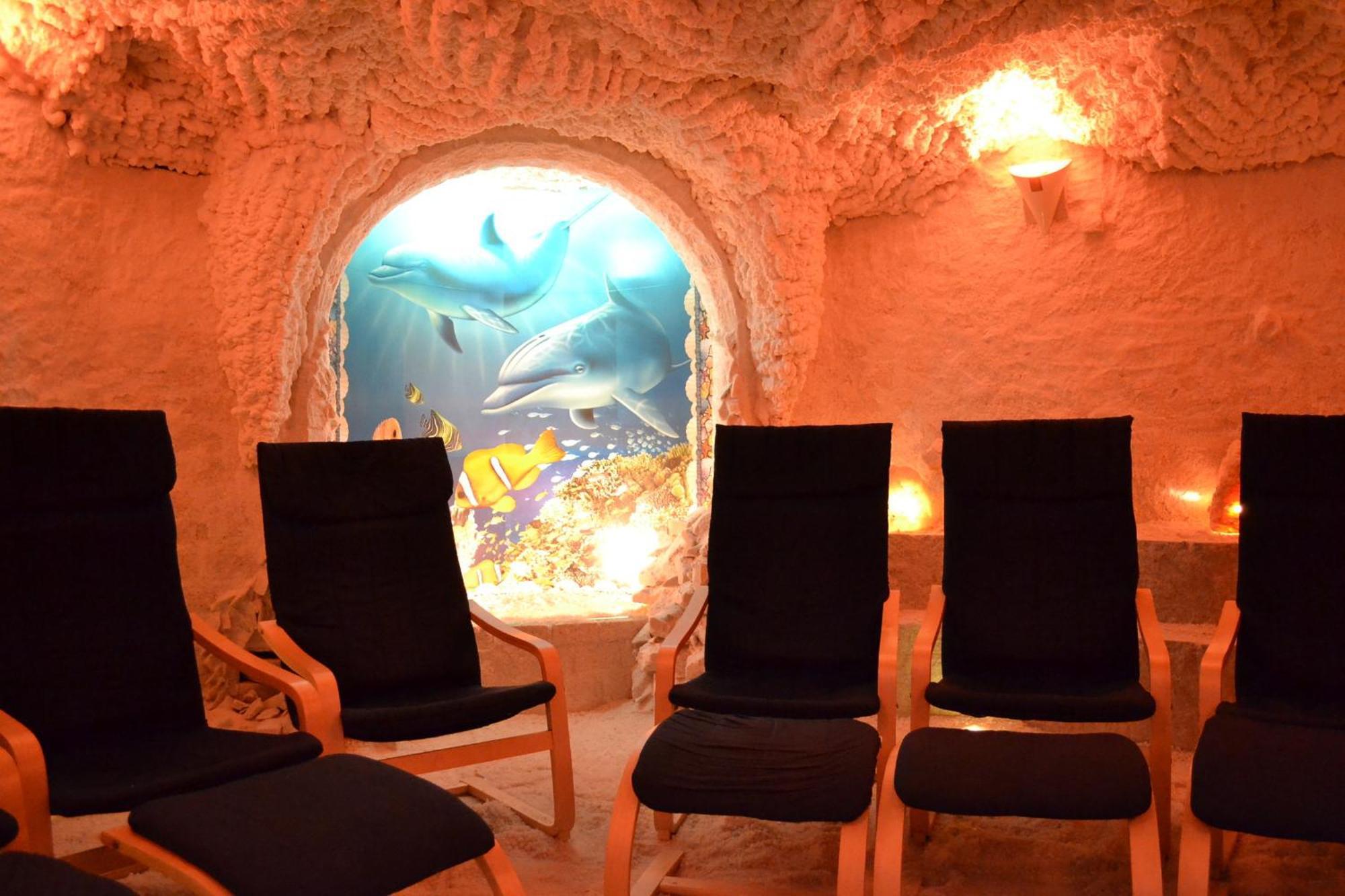 Lileya Hotel Polyana  Luaran gambar